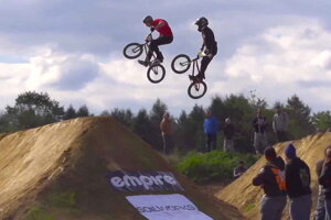 Dirt BMX