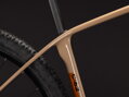 Bicykel Cube Reaction C:62 One cappucino 2027