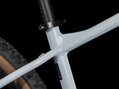 Bicykel Cube Aim SLX white-blue-red 2024