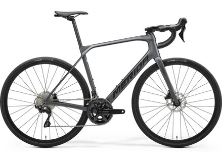 Bicykel Merida Scultura Endurance 4000 tmavostrieborný 2025