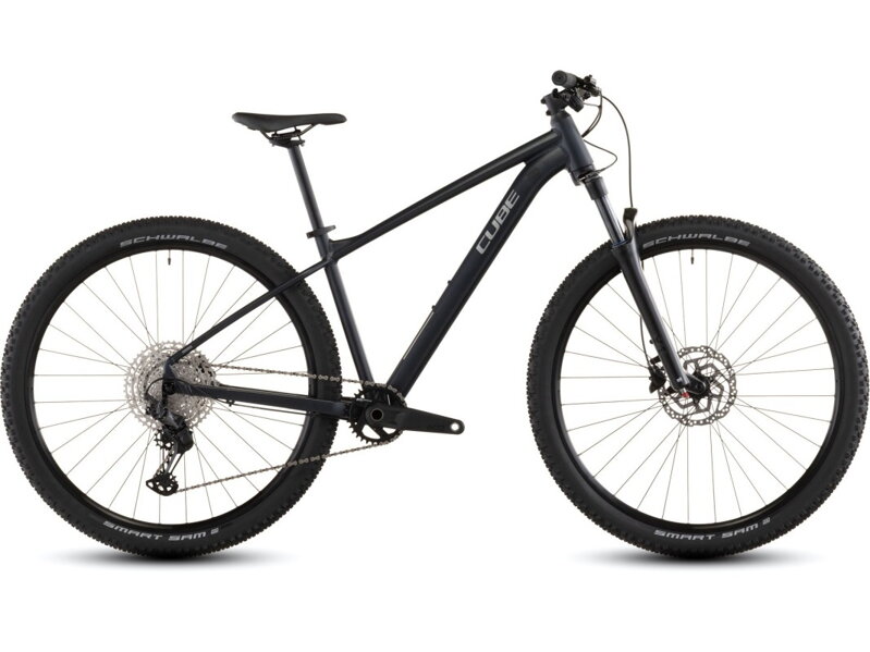 Bicykel Cube Attention Pro night-black 2026